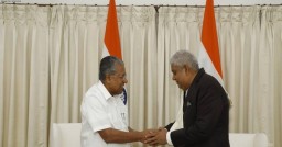 Delhi: Kerala CM Pinarayi Vijayan meets Vice President Jagdeep Dhankhar